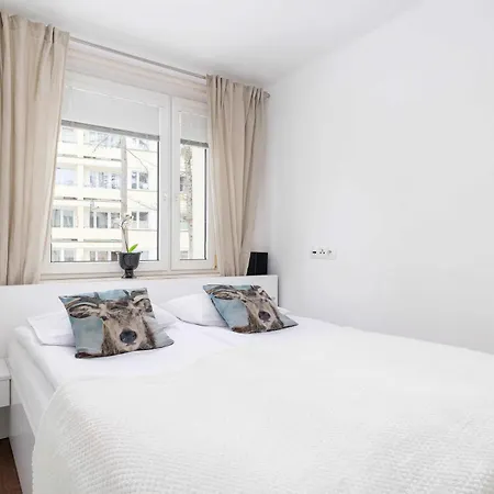 Апартаменты Jasny I Przytulny Blisko Krupowek By Renters *